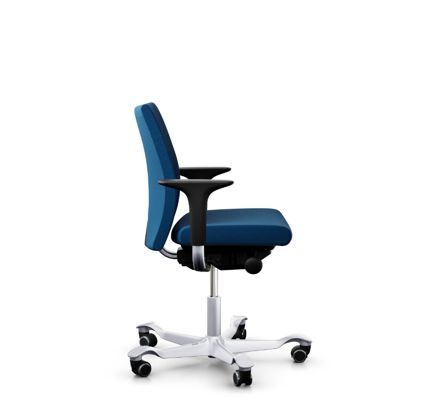 02F3F5